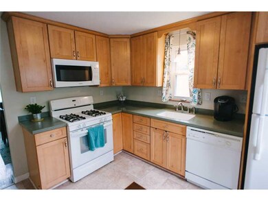 Kitchen. Gorgeous updated kitchen.