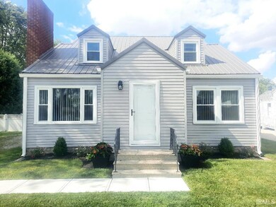 1708 E 22nd St, Muncie, IN 47302 - photo 2