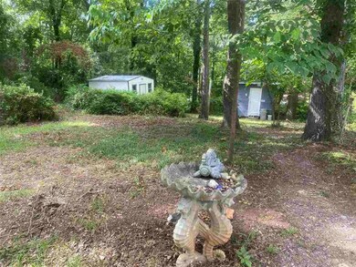 203 E Thomson Dr, Centerville, GA 31028 - photo 2