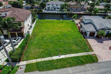 DREAM intel - 4920 NE 27th Ter, Lighthou