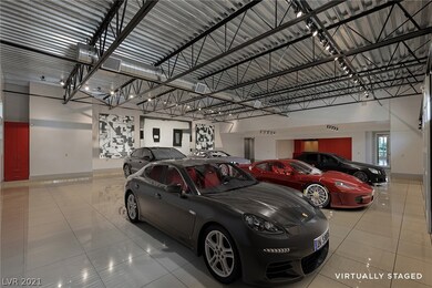 3,500 +/- square feet climate controlled showroom