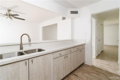 807 S Oregon Ave unit A, Weslaco, TX 78596 - photo 6