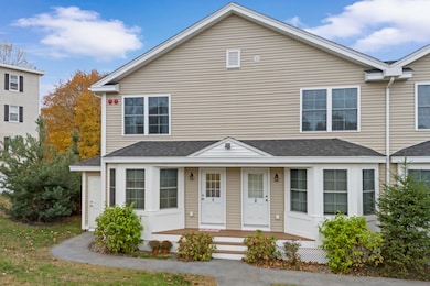 18 Maple St unit 1, Derry, NH 03038 - photo 2