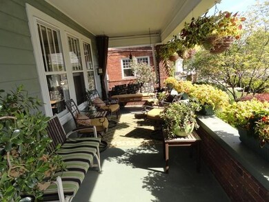 Broadview Porch