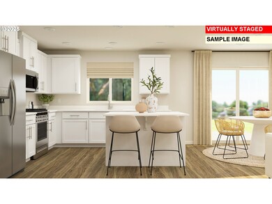 2219 Sawtelle Dr, Woodburn, OR 97071 - photo 2