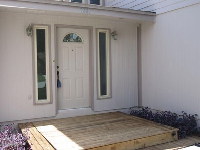 7061 Holiday Hill Ct, Jacksonville, FL 32216 - photo 2