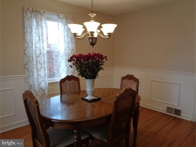 13 Walnut Hill Ln, Havertown, PA 19083 - photo 7