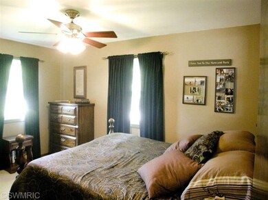 9105 J Ave SW, Byron Center, MI 49315 - photo 4