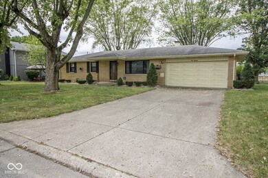 113 N Coventry Dr, Anderson, IN 46012 - photo 3