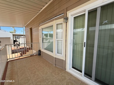 51 S Iron Ore Dr, Apache Junction, AZ 85119 - photo 2