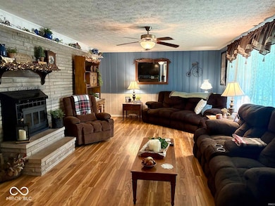 920 E Front St, Cambridge City, IN 47327 - photo 6