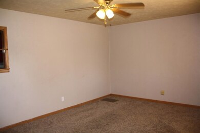516 W 10th St, Hugoton, KS 67951 - photo 5