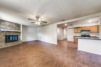 2124 Avis St, Mesquite, TX 75149 - photo 5