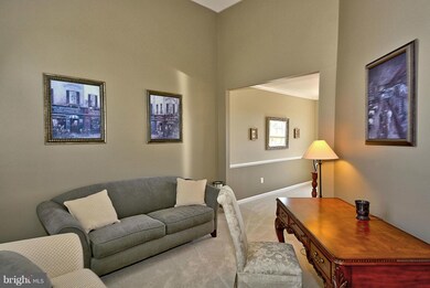 11202 Arrowleaf Ct, Germantown, MD 20876 - photo 4