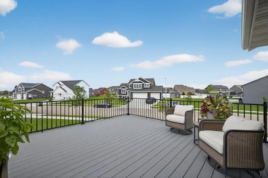 2431 Phoenix Rd SW, Rochester, MN 55902 - photo 2