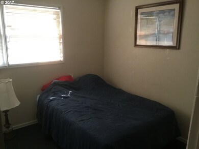 8347 N Swenson St, Portland, OR 97203 - photo 7