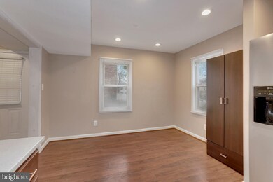 2940 Wetherburn Ct, Woodbridge, VA 22191 - photo 5