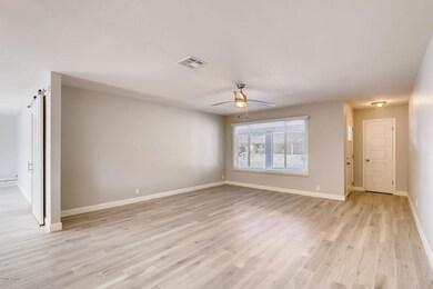 Living Room pic1