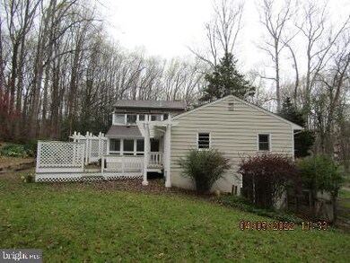 11000 Fawsett Rd, Potomac, MD 20854 - photo 3