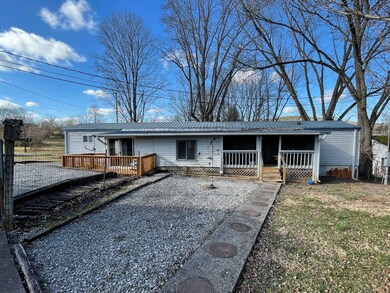 97 Circle Ln, Burnside, KY 42519 - photo 7