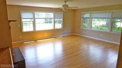 10559 Range Line Rd, Berrien Springs, MI 49103 - photo 7