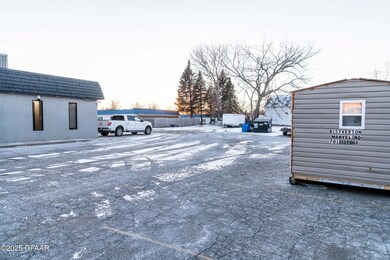 1119 N 42nd St, Grand Forks, ND 58203 - photo 7