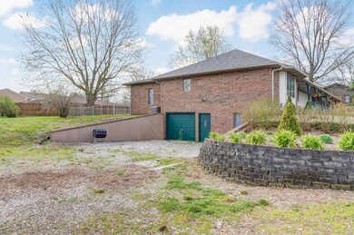 619 S Eisenhower St-3