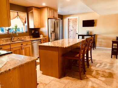 Kitchen w/granite counter tops
