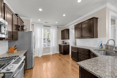 1921 Gammon St, Charleston, SC 29414 - photo 4