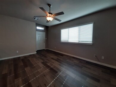 9725 Grosbeak Ln, Magnolia, TX 77354 - photo 5