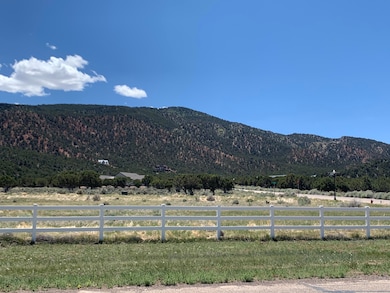 777 S 1600 W unit 1, Parowan, UT 84761 - photo 3