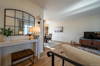 928 Peconic Ave, West Babylon, NY 11704 - photo 4