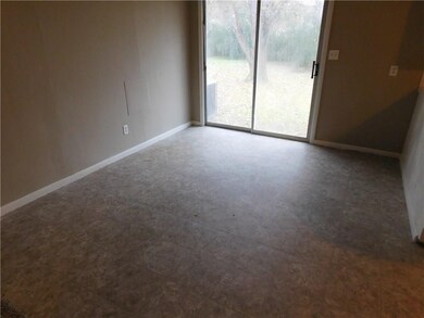 203 Kennan St, Prairie Grove, AR 72753 - photo 6