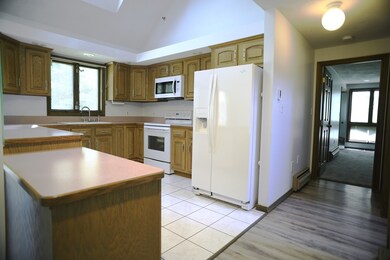 15 Lantern Ln unit 1, Dracut, MA 01826 - photo 3