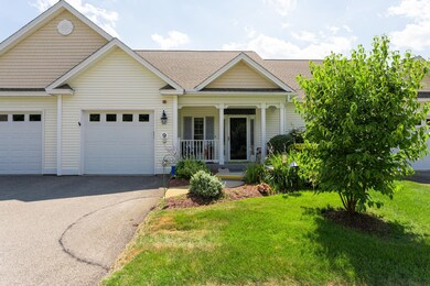 9 Old Stage Rd, Litchfield, NH 03052 - photo 2