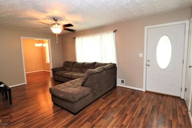 176 Forest Dr, Mount Washington, KY 40047 - photo 4