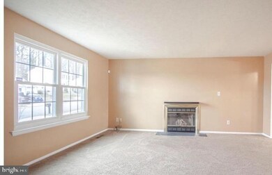 417 Trimblefields Dr, Edgewood, MD 21040 - photo 3