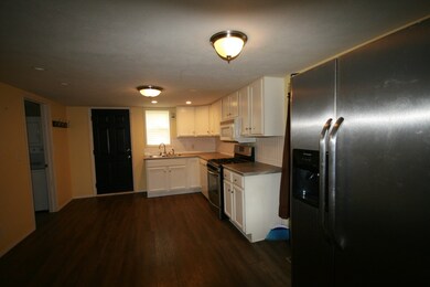 1033 Taylor St, Elkhart, IN 46516 - photo 3