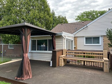 926 Portsmouth Ave, Westchester, IL 60154 - photo 3