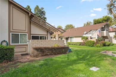 5466 E Willow Woods Ln unit A, Anaheim, CA 92807 - photo 5