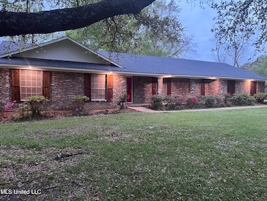 6133 N McRaven Rd, Jackson, MS 39209 - photo 3