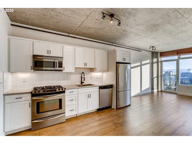 Kitchen/Living Room