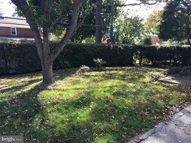 403 E Manoa Rd, Havertown, PA 19083 - photo 6