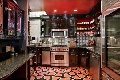 79 West Cedar St, Boston, MA 02114 - photo 3