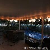 Evening on the lanai.