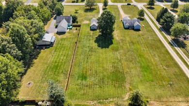 8842 Waynes Way, Blanchester, OH 45107 - photo 5