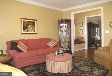 26120 Talamore Dr, Chantilly, VA 20152 - photo 5