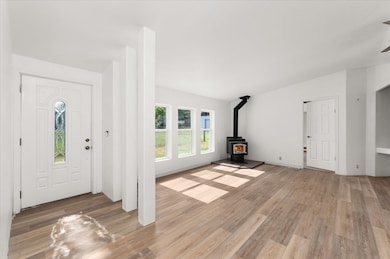 255 SE Railroad St, Creston, WA 99117 - photo 4