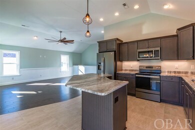 402 Holly St, Kill Devil Hills, NC 27948 - photo 3