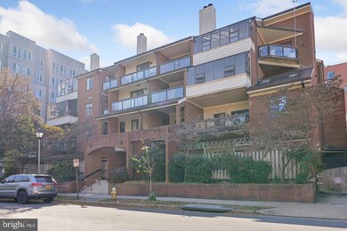 1020 N Stafford St unit 311, Arlington, VA 22201 - photo 2